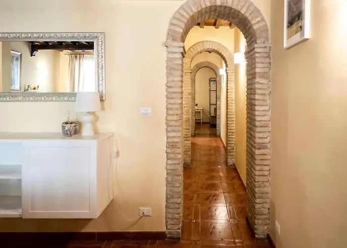 Fram Spanish Steps Apartment